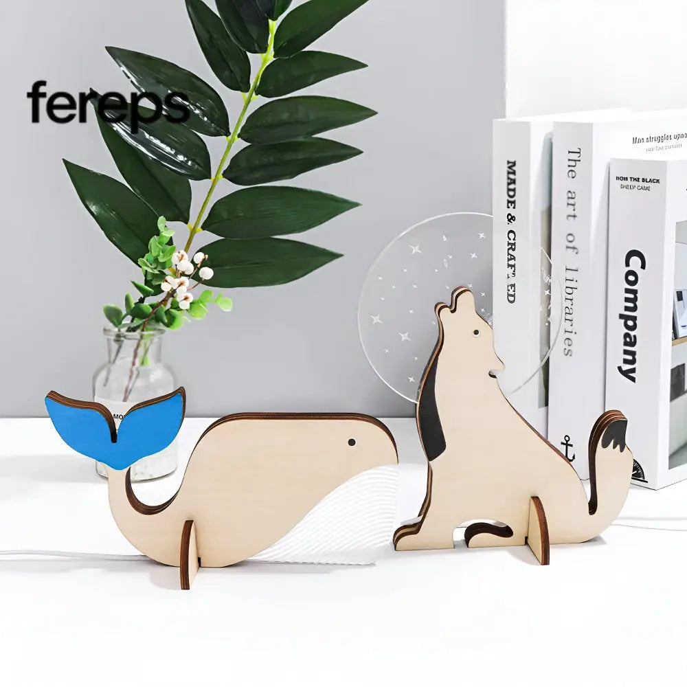 Decorative wooden animal table lamp - cute designs for children’s rooms