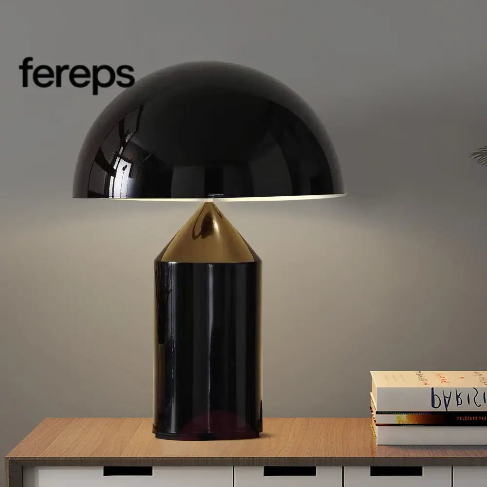 Geometric table lamp - iconic modern design for stylish interiors Light black / 25cm x H 35cm