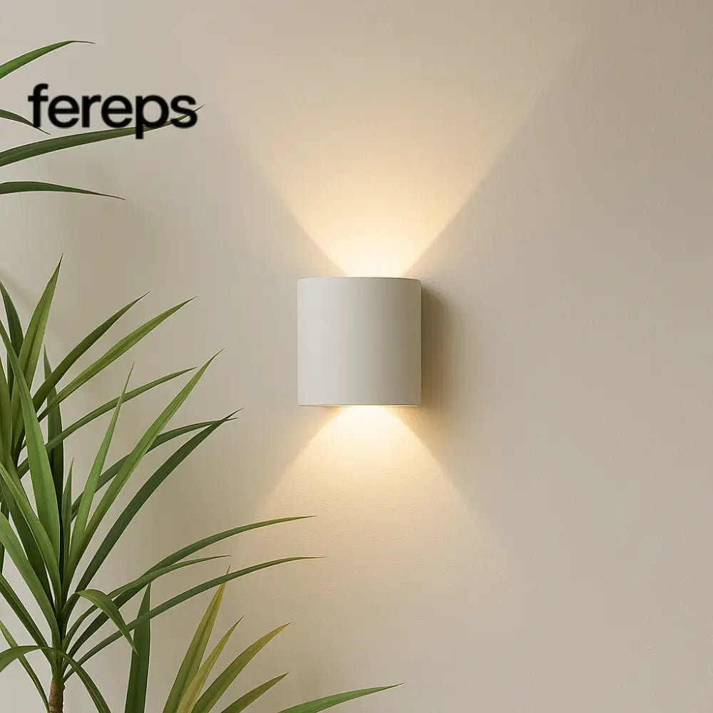 Indoor/outdoor wall light - Modern minimalist design 2W | White (Out of stock) / Warm white (2700-3500K)