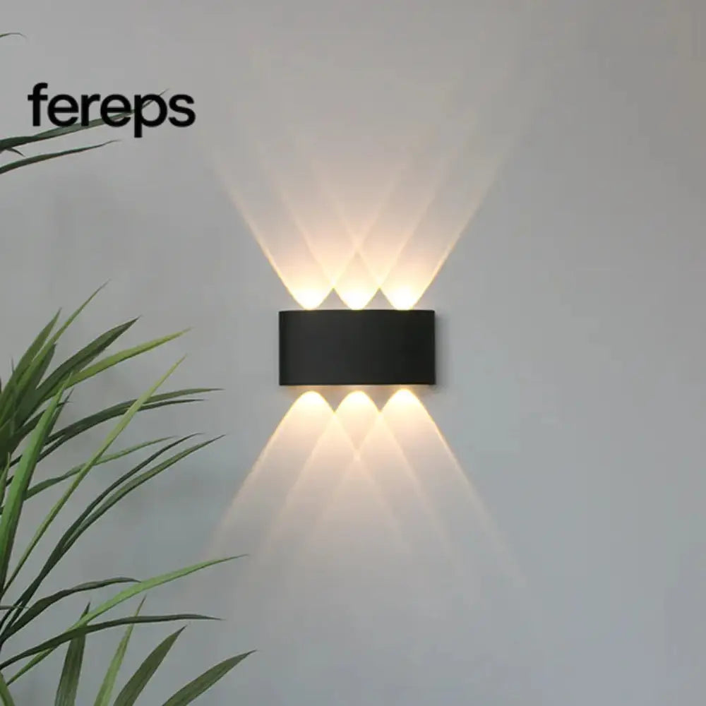 Indoor/outdoor wall light - Modern minimalist design 6W | Black (Out of stock) / Warm white (2700-3500K)