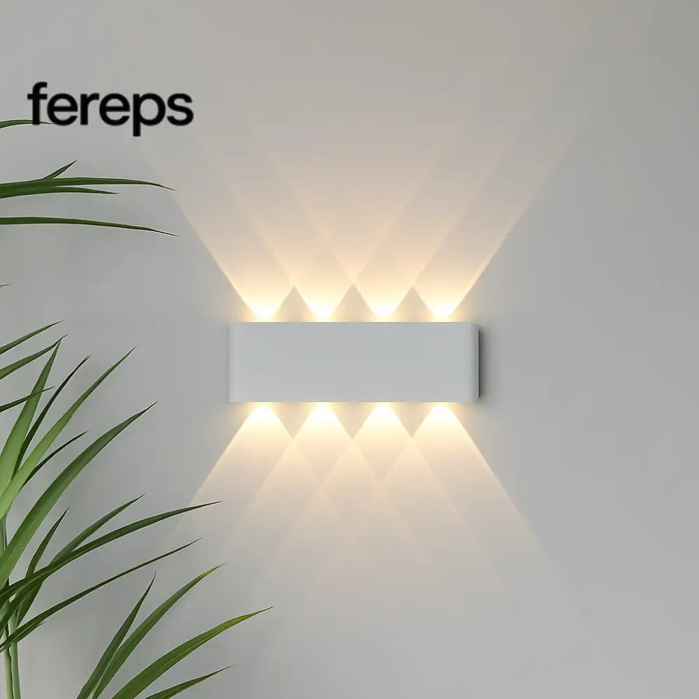 Indoor/outdoor wall light - Modern minimalist design 8W | White (Out of stock) / Warm white (2700-3500K)