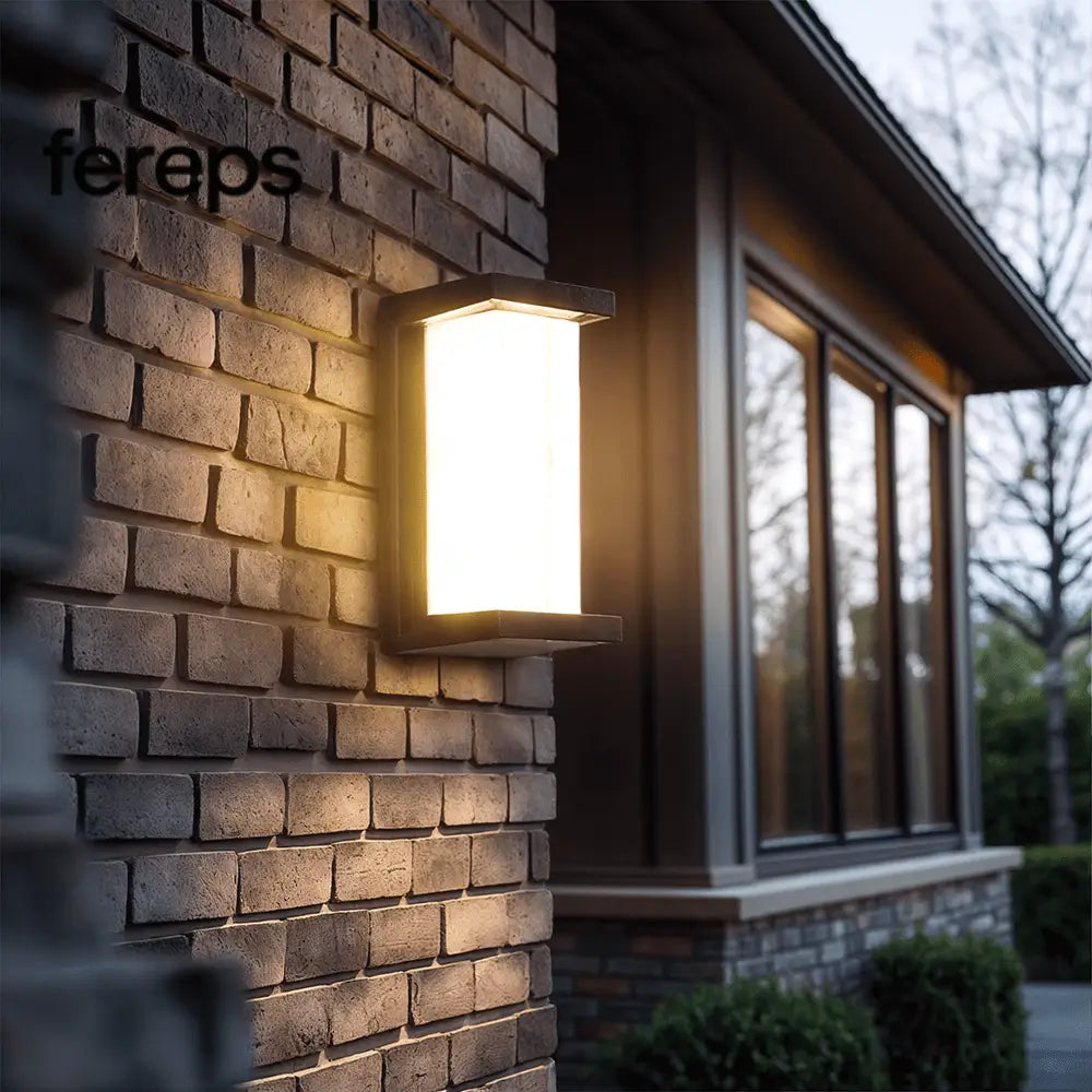 Louisa Luxe Outdoor Wall Light Wall Lamp