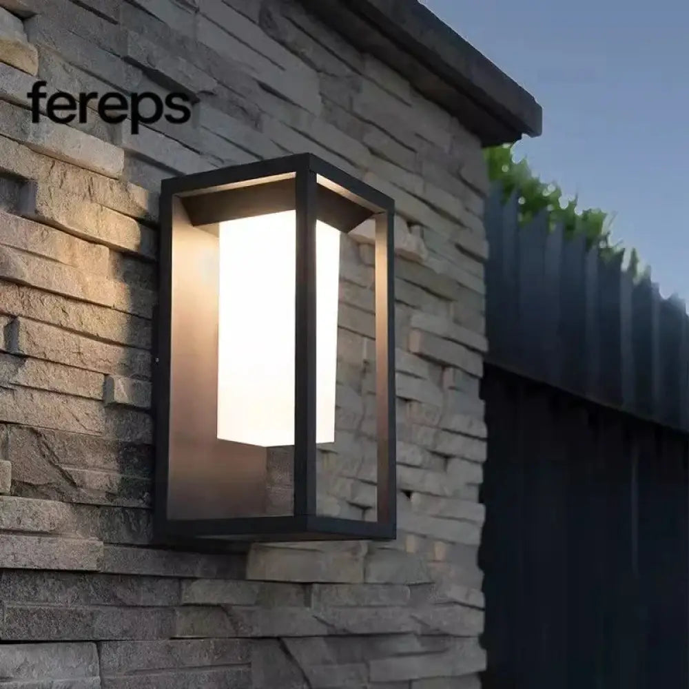 Louisa Luxe Outdoor Wall Light Wall Lamp