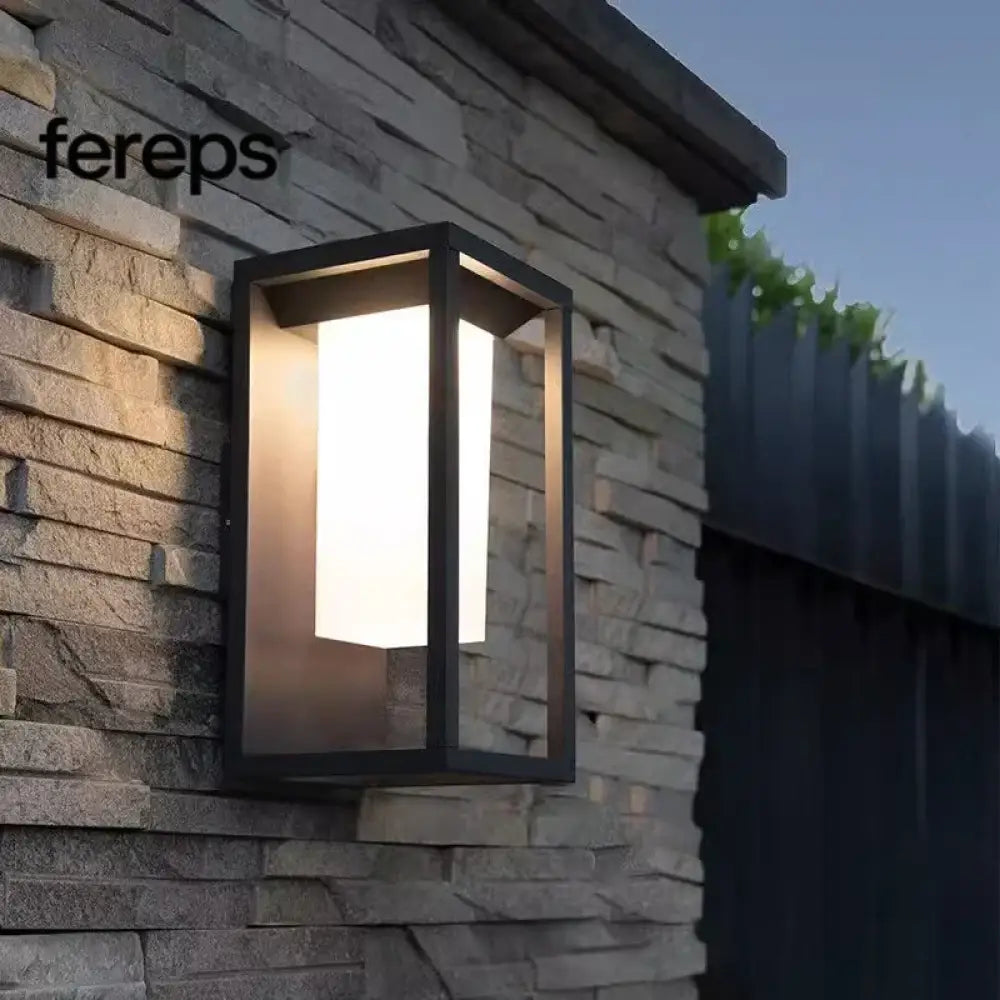 Louisa Luxe Outdoor Wall Light Wall Lamp